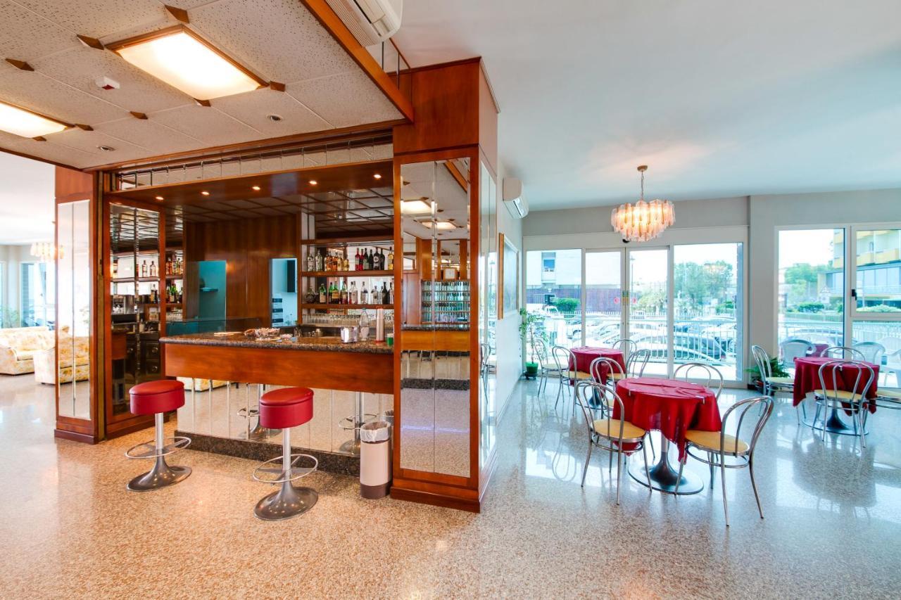 Hotel Majestic 벨레지아아지마리나 외부 사진